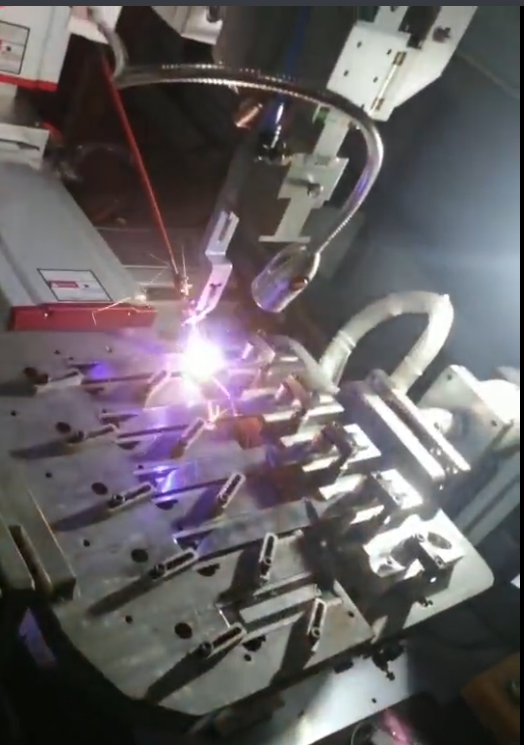 工作台激光送丝自动焊
